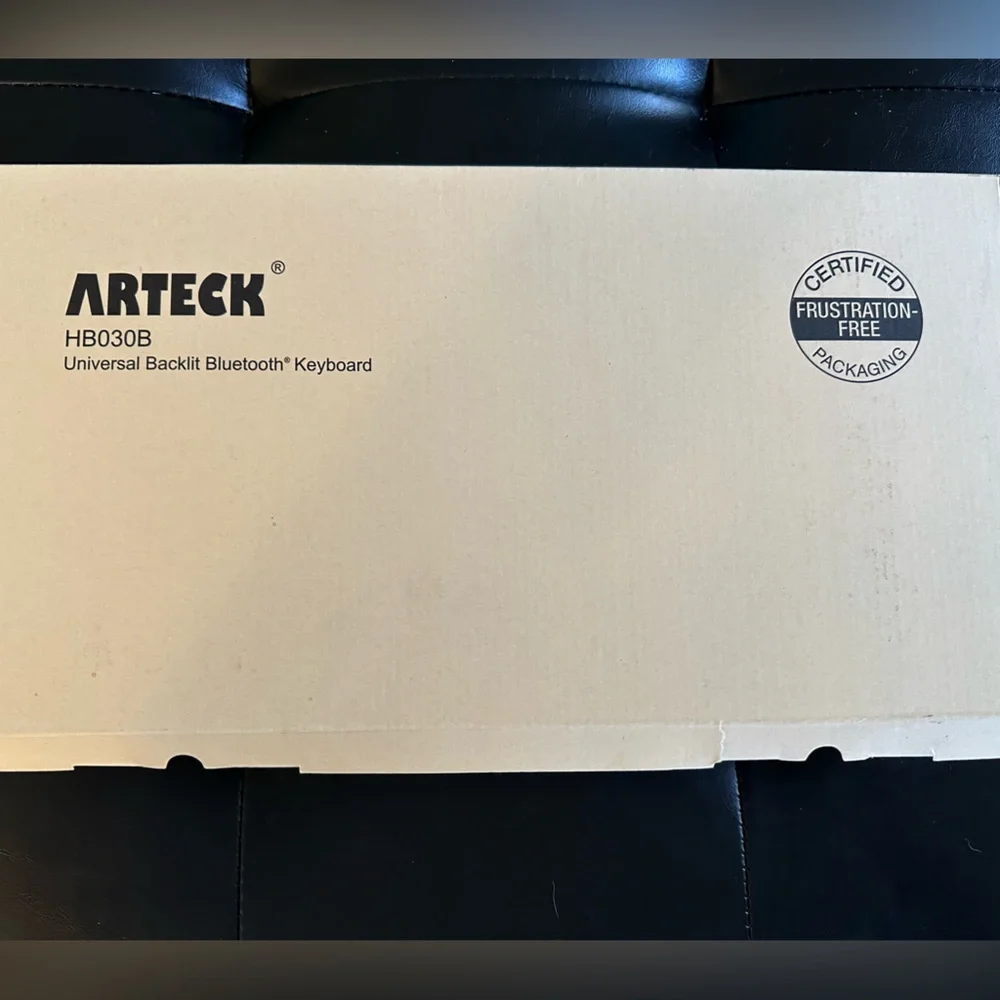 Brand new Arteck HB030B Bluetooth Keyboard
